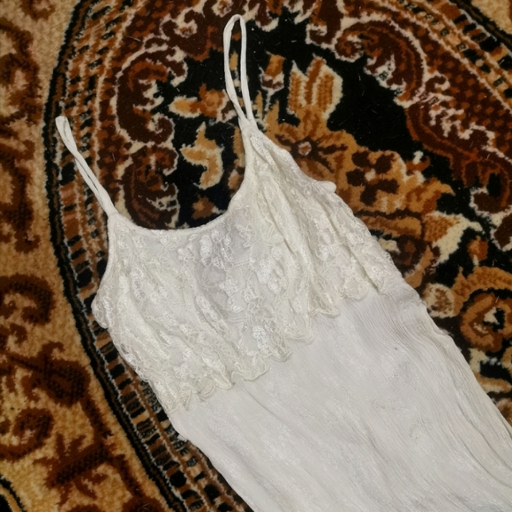 SOLD 90s Slinky White Shimmer Lace Maxi Dress Cottagecore Coquette Papillon - Picture 3 of 9
